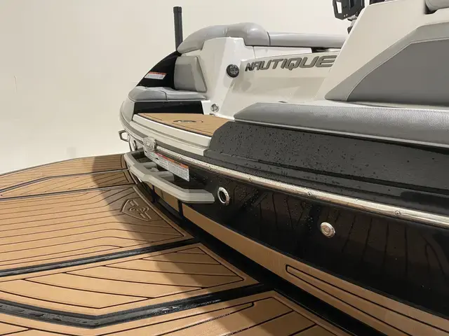 Nautique G23