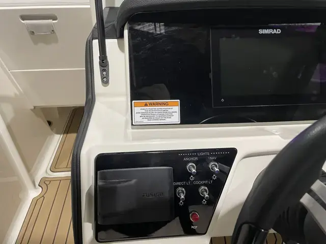 Sea Ray 230 Spx