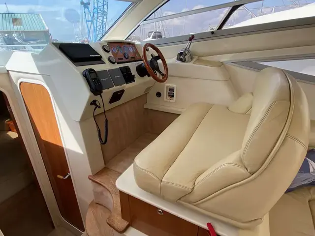 Sealine F 34