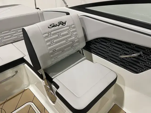 Sea Ray 190 Spx