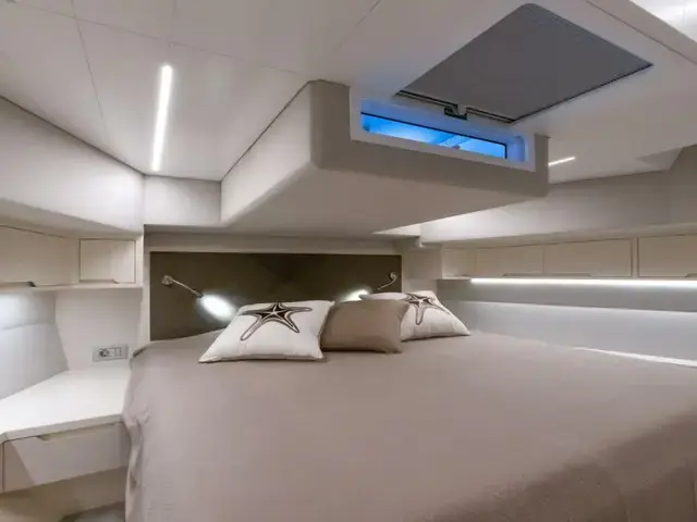 Alia Yachts 57