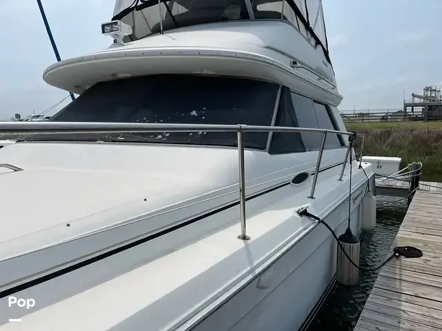 Sea Ray 370 Sedan Bridge