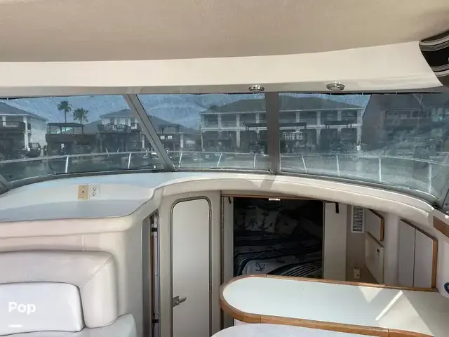 Sea Ray 370 Sedan Bridge