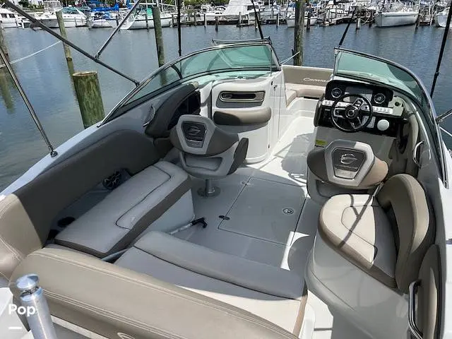 2023 Crownline 235