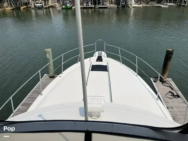 Sea Ray 370 Sedan Bridge