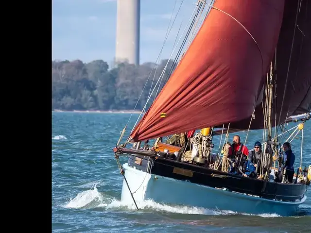 Classic Gaff Cutter Golden Vanity