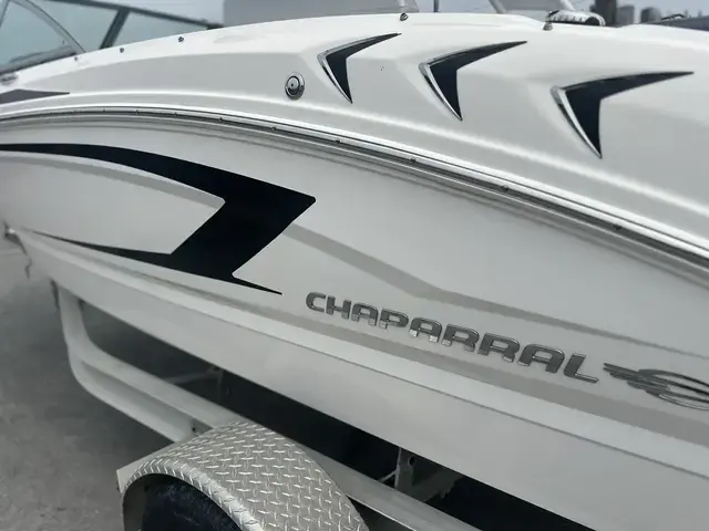 Chaparral 19