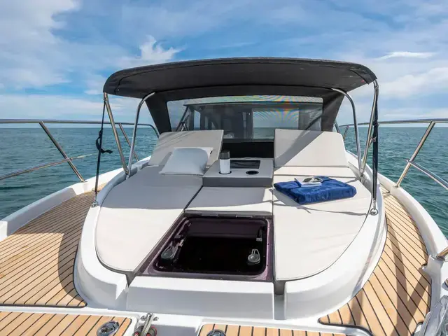 Beneteau Antares 11