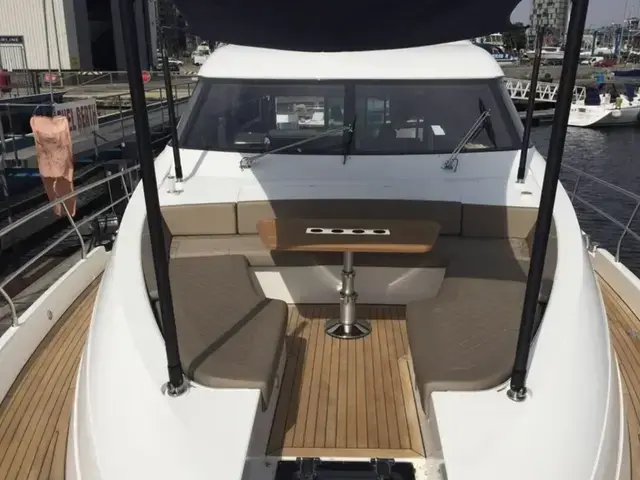 Fairline Squadron 65