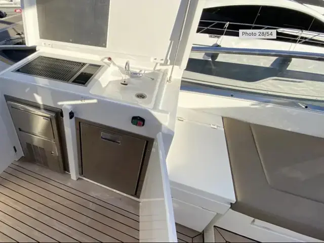 Fairline Squadron 65