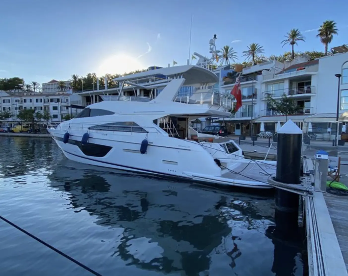 2018 Fairline squadron 65