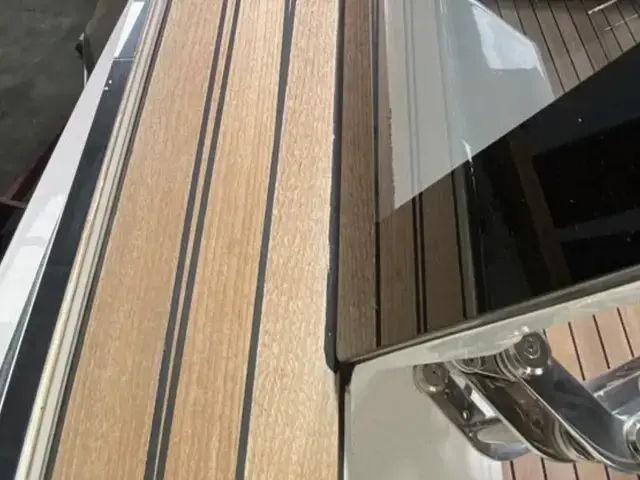 Fairline F Line 33