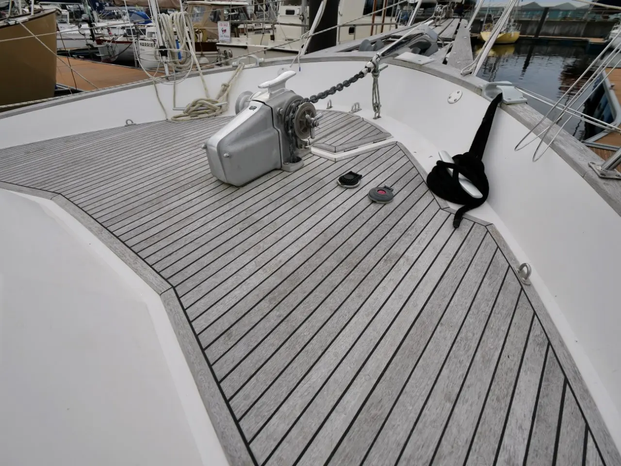 2009 Nauticat 331