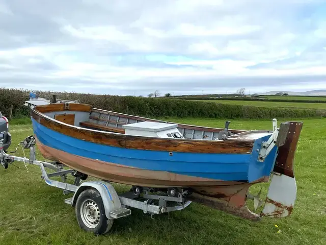 Classic 17' Clinker Motor Launch