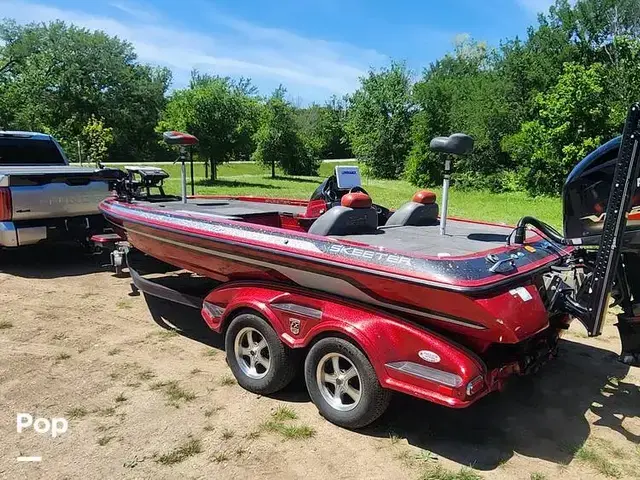 Skeeter Fx 20