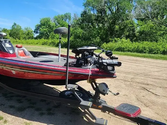 Skeeter Fx 20