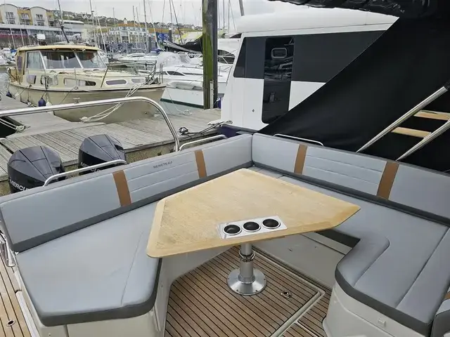 Beneteau Flyer 10