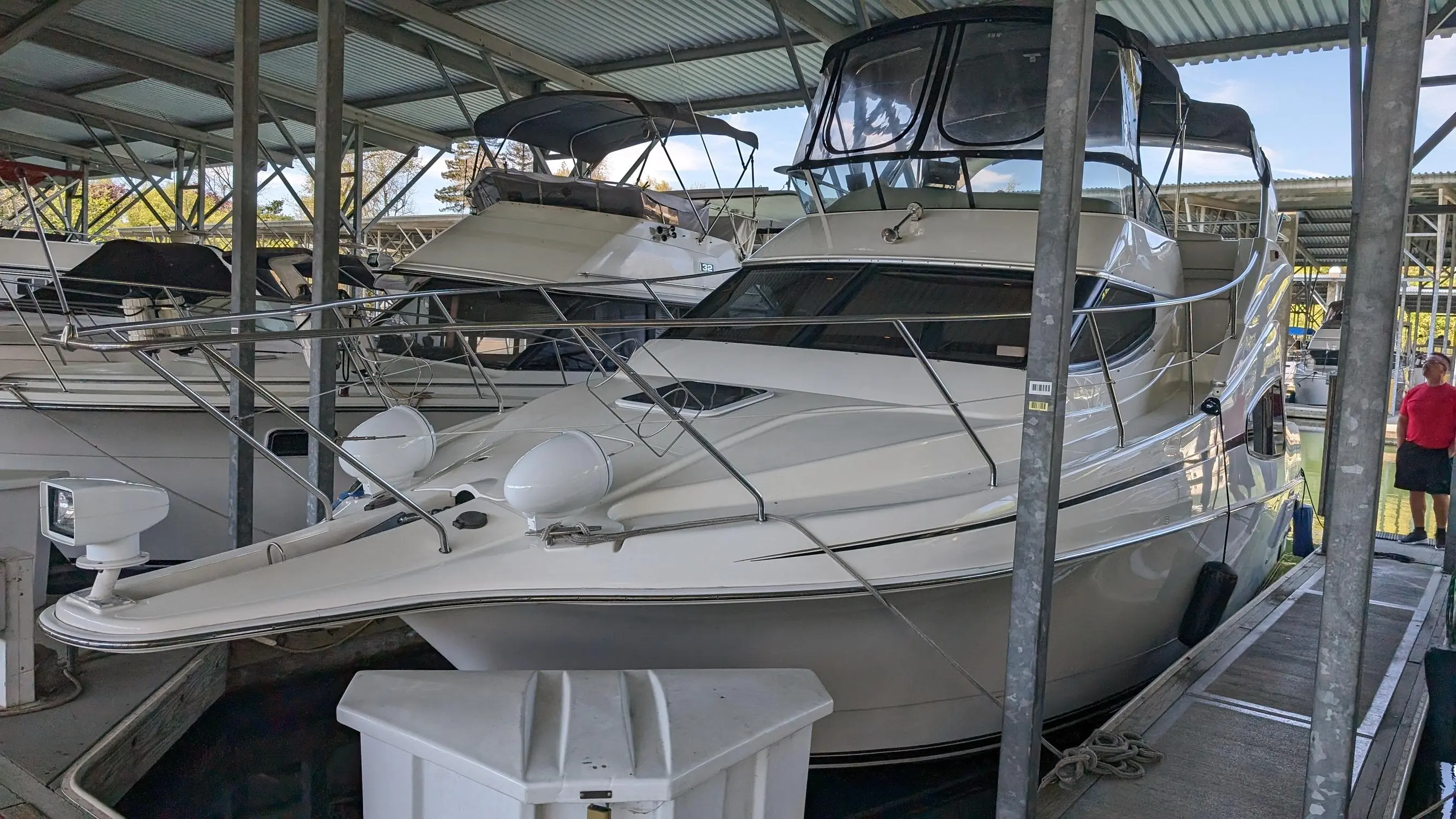 2007 Silverton 330 sport bridge