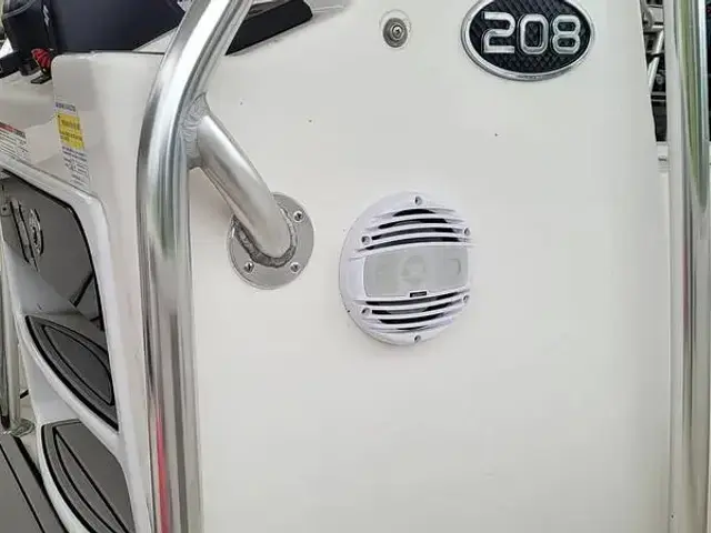 Sea Pro 208