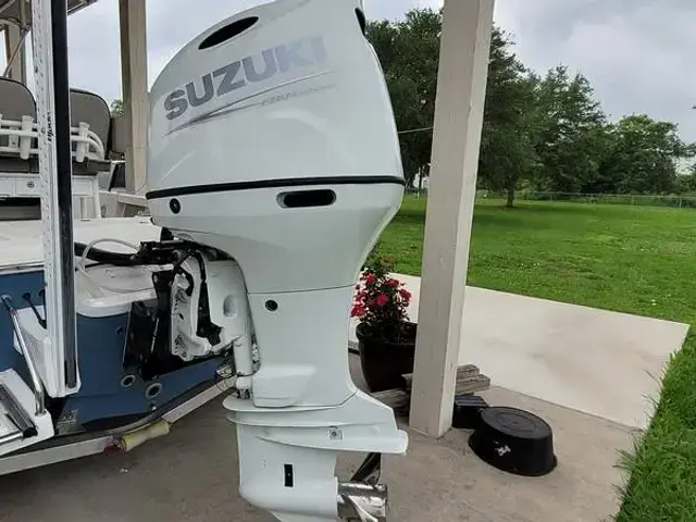 Sea Pro 208