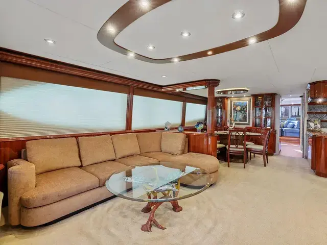 Lazzara Yachts 80 Skylounge M.Y.