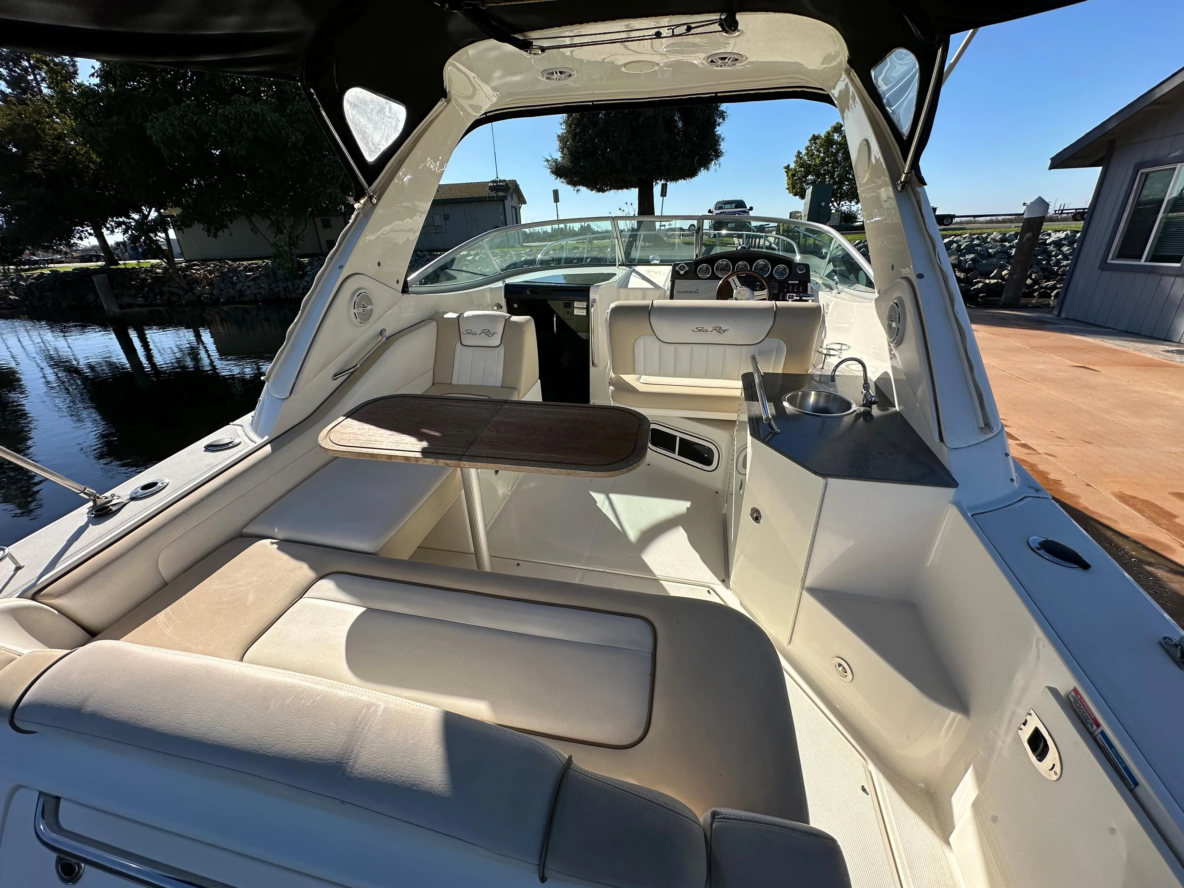 2012 Sea Ray sundancer 310