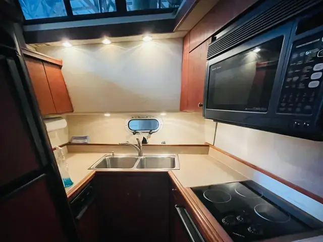 Bayliner 4587 Aft Cabin Motoryacht