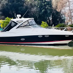 2007 Regal 3760 Commodore