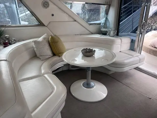 1999 Sea Ray 630 sundancer