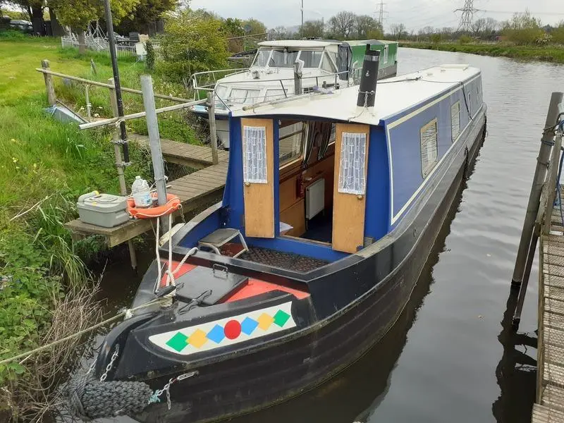 2006 Solid 48ft narrowboat called flotily