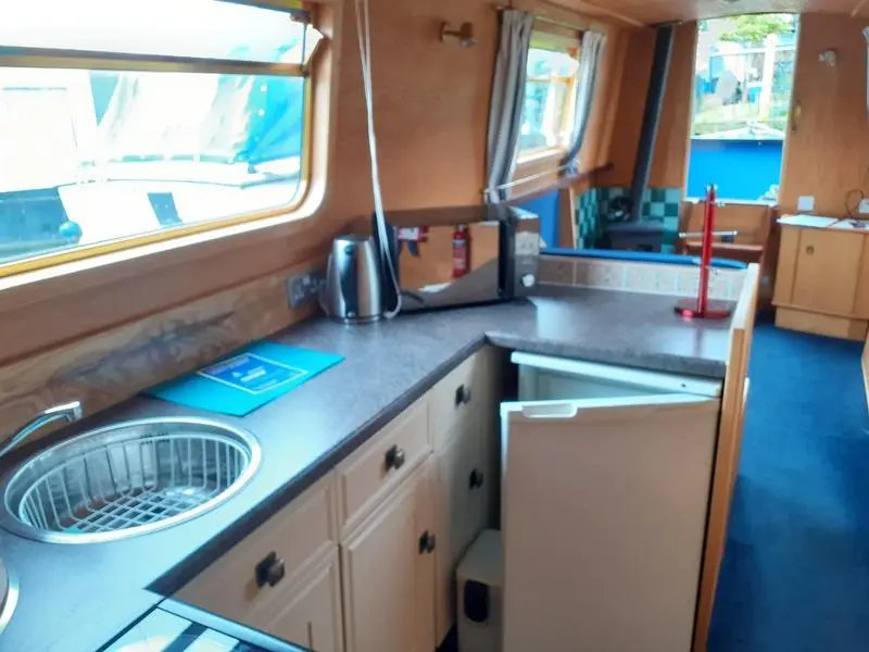 2006 Solid 48ft narrowboat called flotily