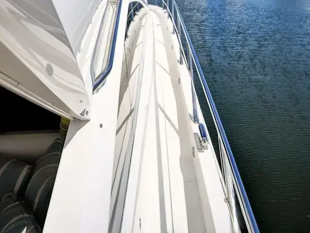 Sunseeker Manhattan 68