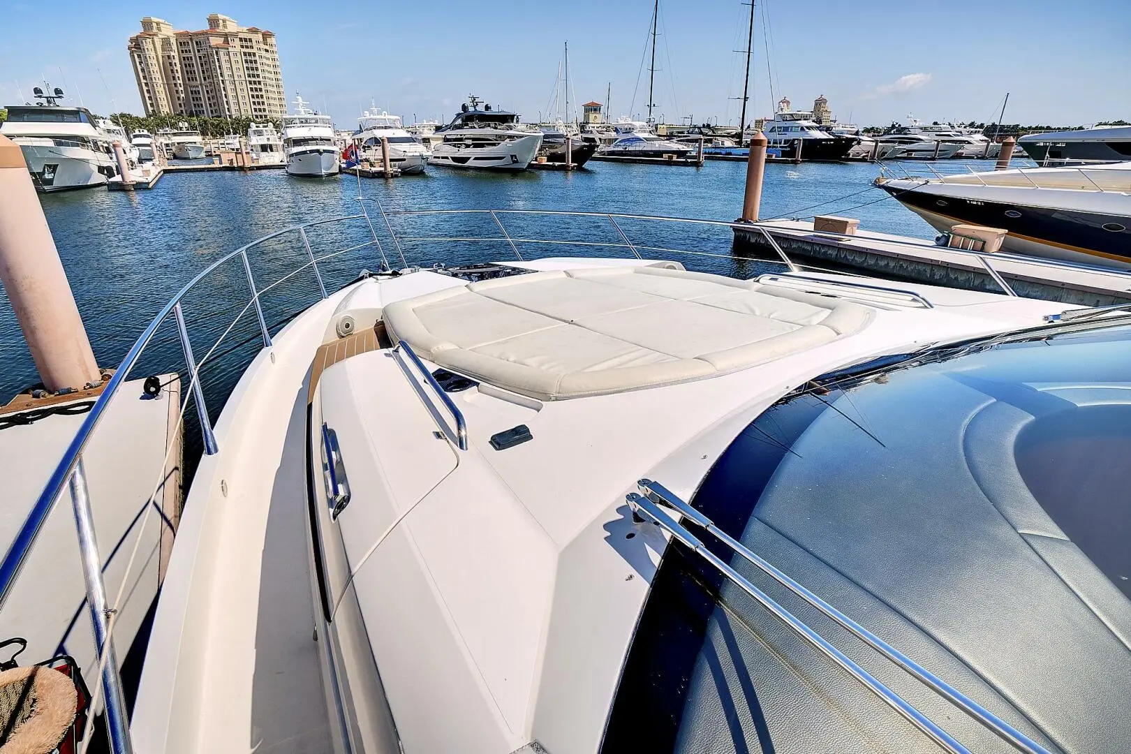 2017 Sunseeker 68 sport yacht