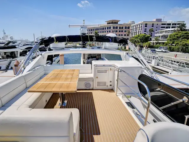 Sunseeker Manhattan 68