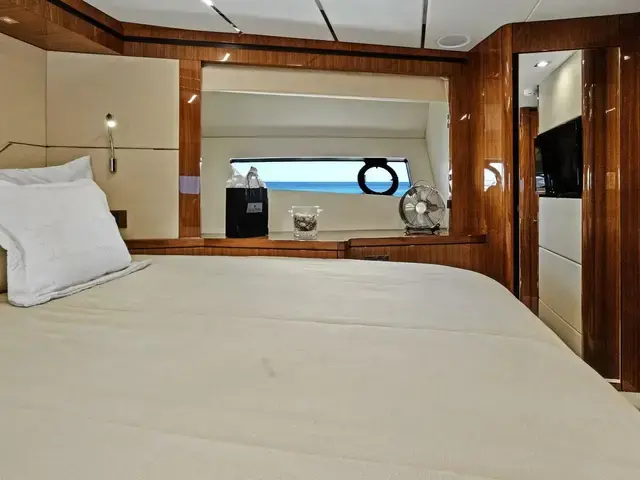 Sunseeker Manhattan 68