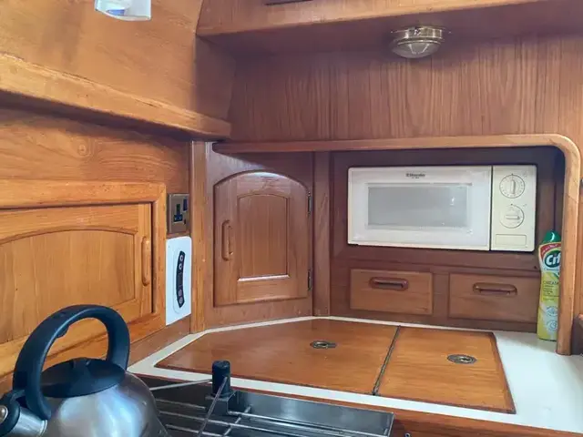 Pacific Seacraft 37