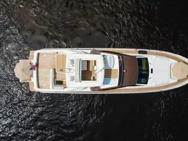 Ferretti Yachts 800 Ht