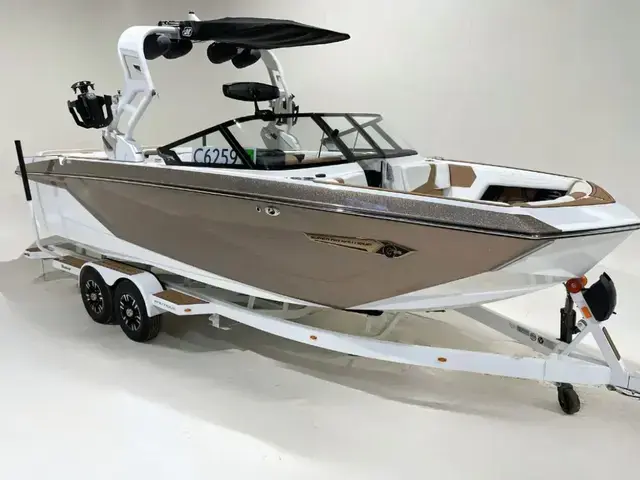 Super Air Nautique G25