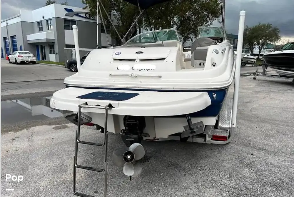 2002 Sea Ray sundeck 240