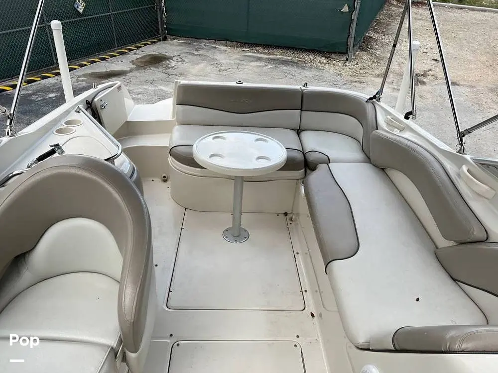 2002 Sea Ray sundeck 240