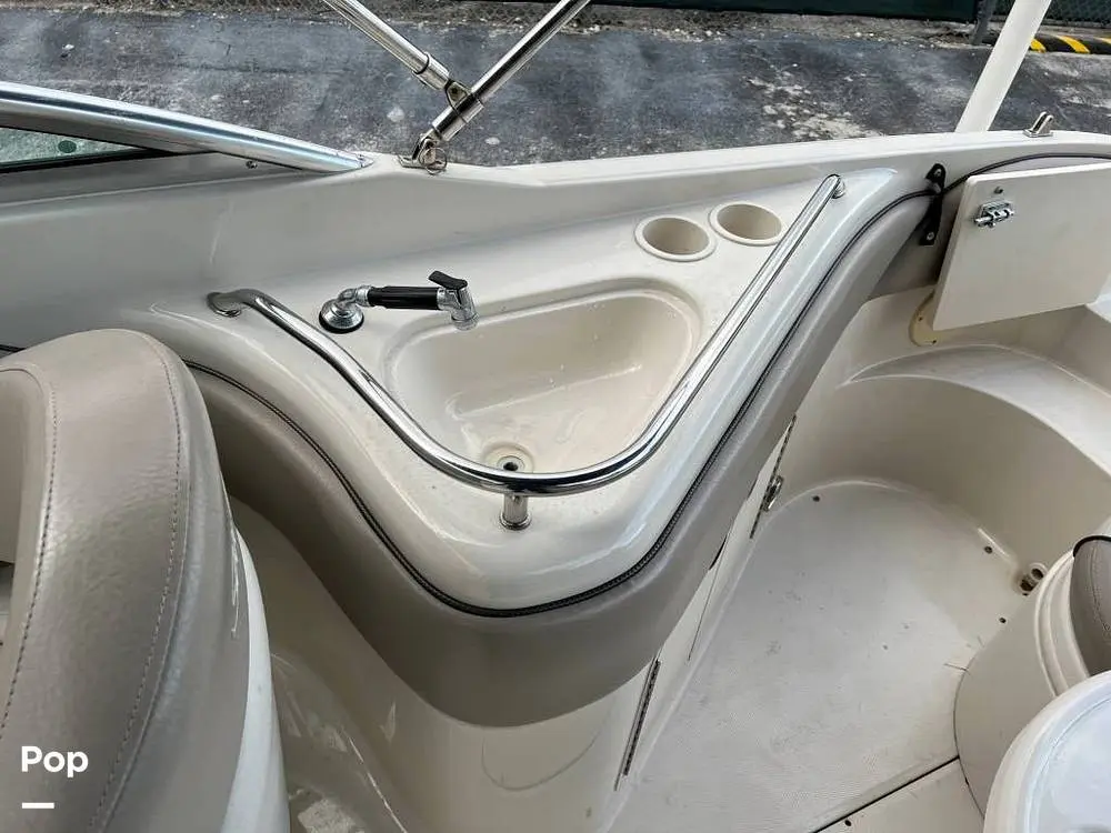 2002 Sea Ray sundeck 240