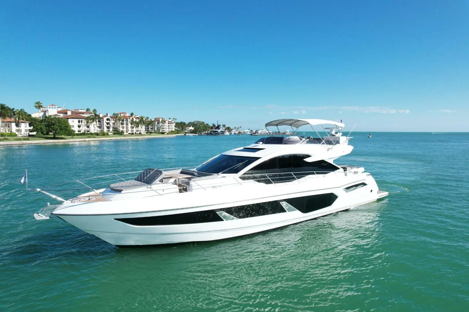 2023 Sunseeker sport yacht