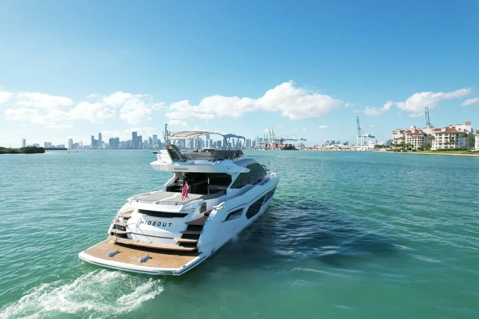 2023 Sunseeker sport yacht