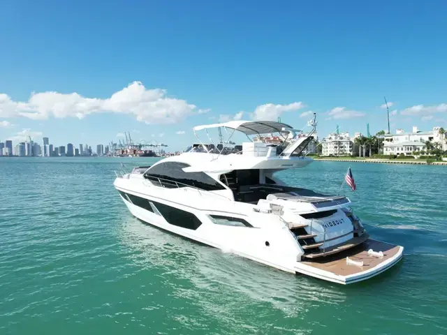 Sunseeker Sport Yacht 75