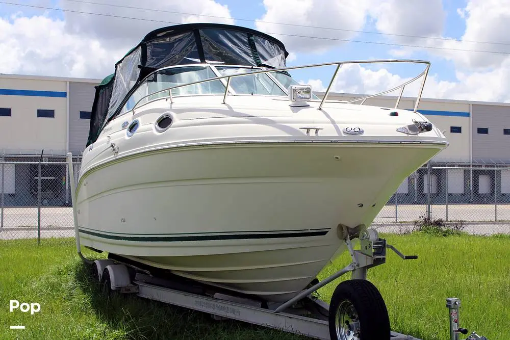 2004 Sea Ray sundancer 240