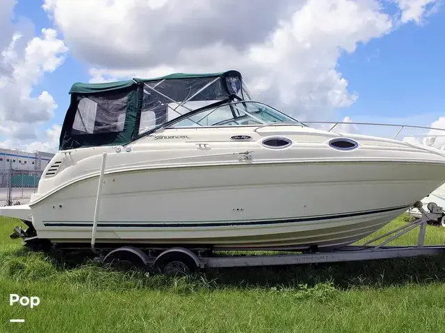 Sea Ray 240 Sundancer