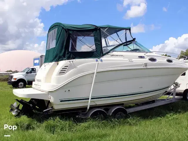 Sea Ray 240 Sundancer