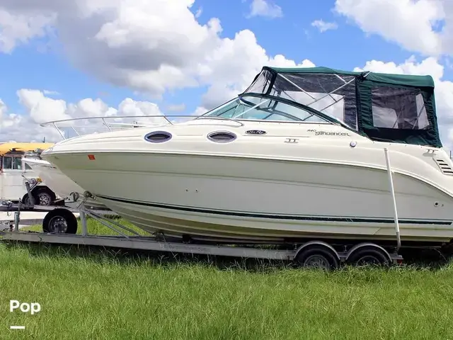 Sea Ray 240 Sundancer