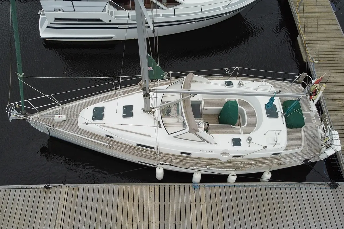 2000 Beneteau oceanis 36 cc