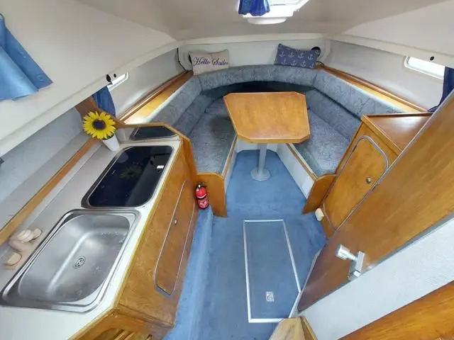 1994 Falcon 24